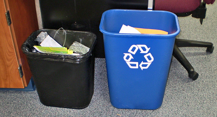 Reciclar papel en el trabajo
